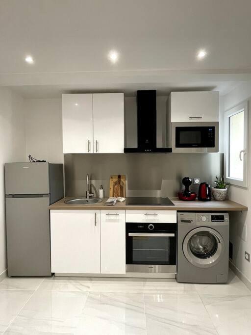 Appartement Cosy Et Moderne Proche De Disneyland Бюсси-Сен-Жорж Экстерьер фото